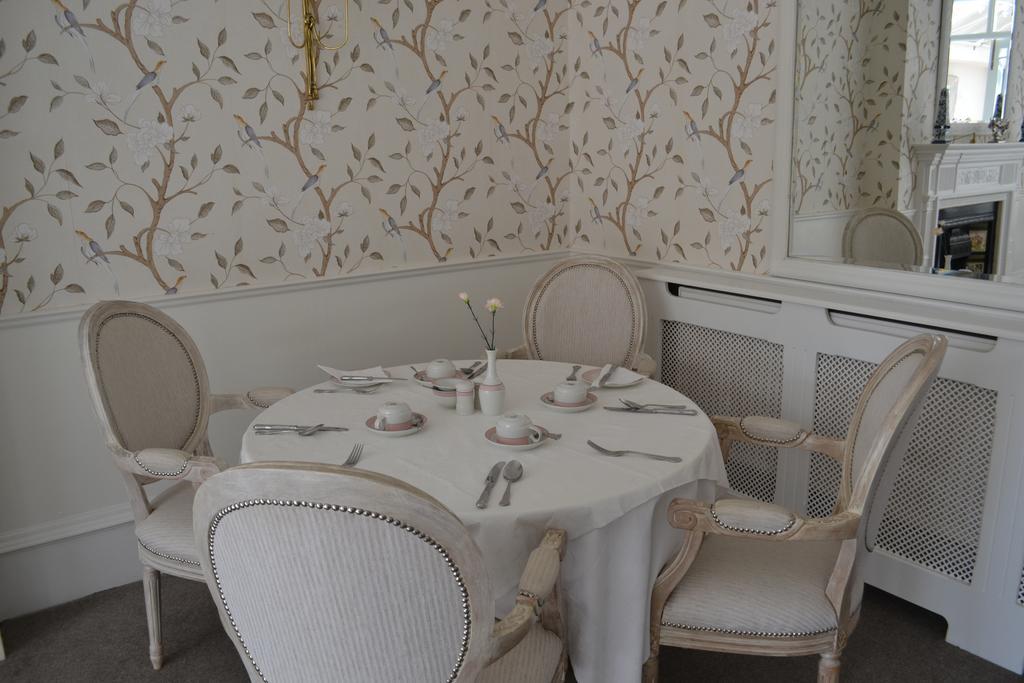 Cranleigh Hotel Райгейт Екстериор снимка
