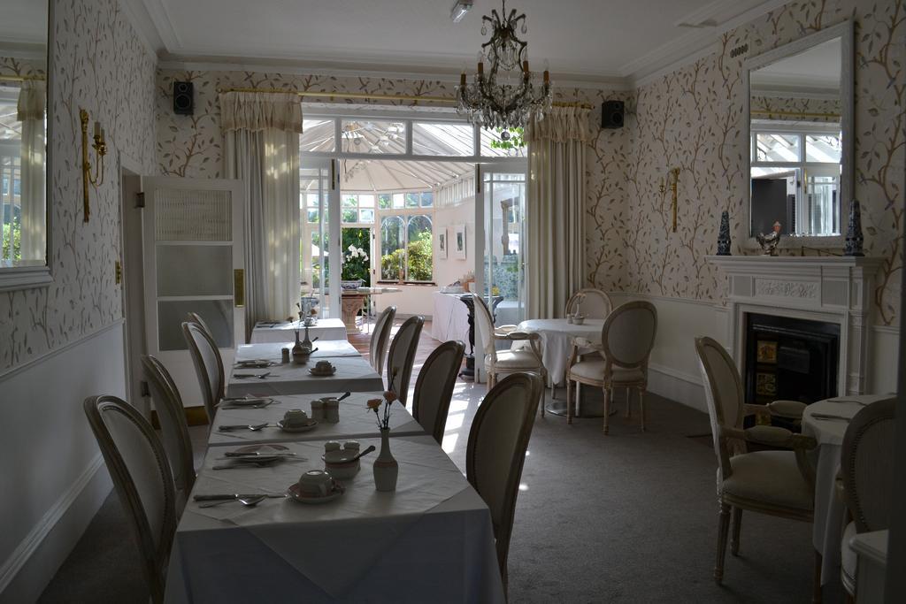Cranleigh Hotel Райгейт Екстериор снимка