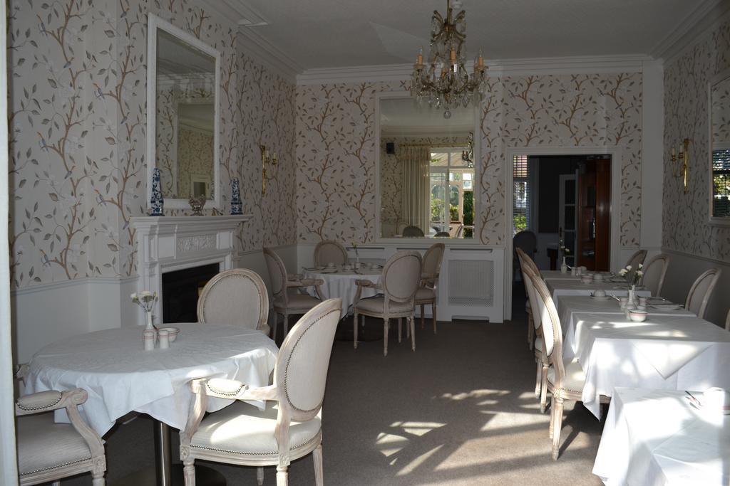Cranleigh Hotel Райгейт Екстериор снимка