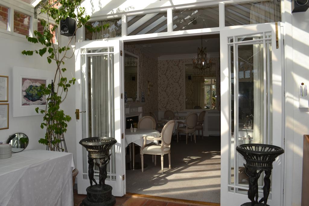 Cranleigh Hotel Райгейт Екстериор снимка